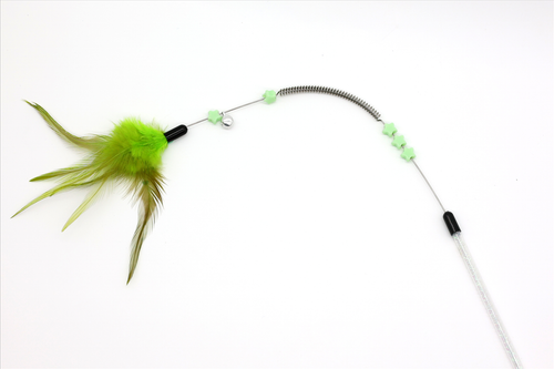 Wędka z wielokolorowym piórem i sprężyną zabawka dla kota 60cm UNIQ PETS na Arena.pl