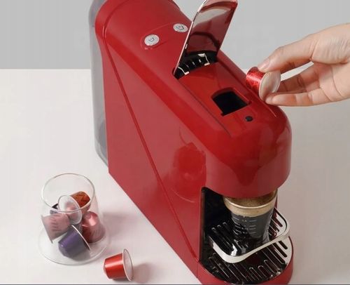 UNIWERSALNY EKSPRES DO KAWY NA KAPSUŁKI NESPRESSO JACOBS 900ML CZERWONY na Arena.pl