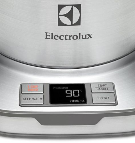 Czajnik bezprzewodowy Electrolux EEWA 7800 na Arena.pl