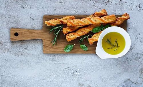 Deska do krojenia z drewna dębowego  39,5 x 13 cm na Arena.pl