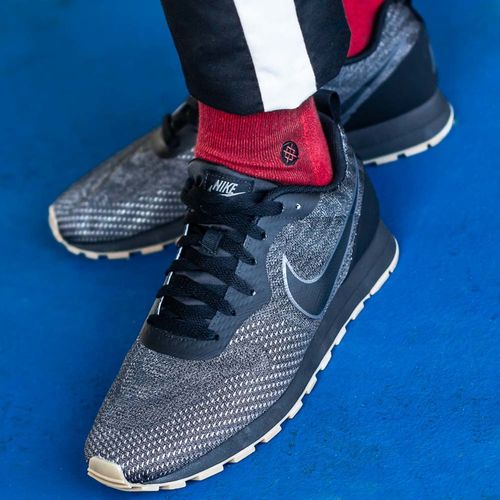 Nike MD Runner 2 Eng Mesh (916774-010)41 na Arena.pl