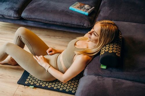 MATA ZDROWOTNA DO AKUPRESURY Z KOLCAMI + PODUSZKA na Arena.pl