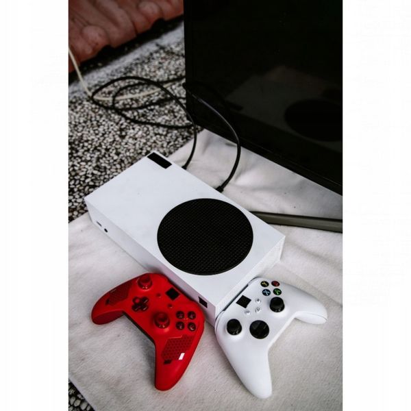 SofaBaton U2 Uniwersalny pilot programowalny OLED zdjęcie 3