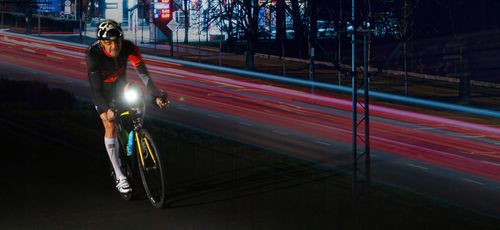 Oświetlenie rowerowe Renew Force ROWEROWE OŚWIETLENIE USB POWERBANK 900 lm na Arena.pl