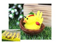 kurczak wielkanocny w gniazdku z biedronką 5 x 5 cm 12szt. EAC-111-S