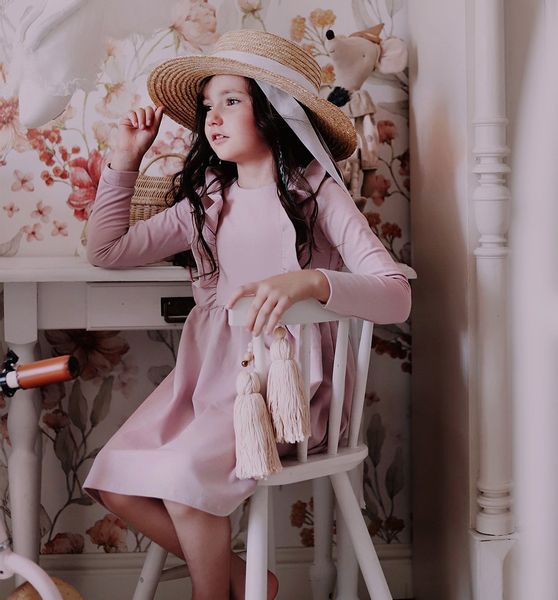 Sukienka z falbanką brudny róż 128 zdjęcie 5