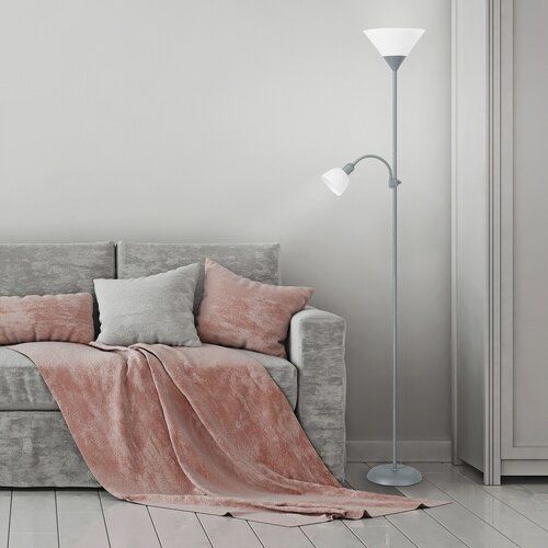 Lampa podłogowa Action na Arena.pl