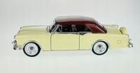 Welly 1953 Packard Caribbean 1:24 Metal Model