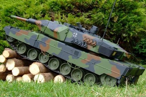 Leopard 2A6 RTR 1:16 26.995MHz na Arena.pl