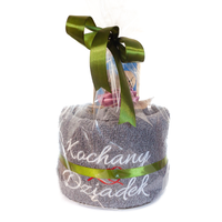 ręcznik szary z haftem "Kochany Dziadek" + czekolada
