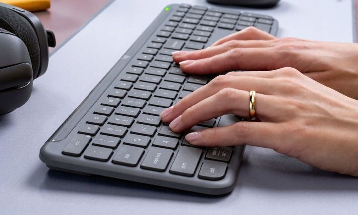 Klawiatura LOGITECH K950 Grafitowy zdjęcie 9