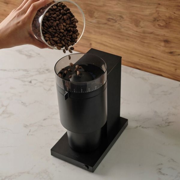 Młynek do kawy Fellow Opus Matte Black zdjęcie 11