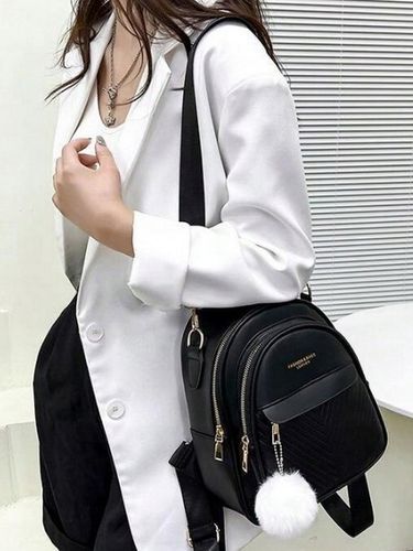 Plecak Torebka 2w1 Damski Eko Skóra Czarny Brelok Pompon Biały Prezent na Arena.pl