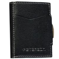 mały, skórzany, pionowy portfel męski w czarnym kolorze na zatrzask