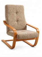 Fotel Finka bujany do salonu stelaż drewno olcha materiał brązowy