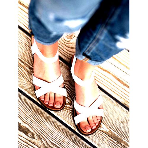 Wsuwane Sandałki r.40 na Arena.pl