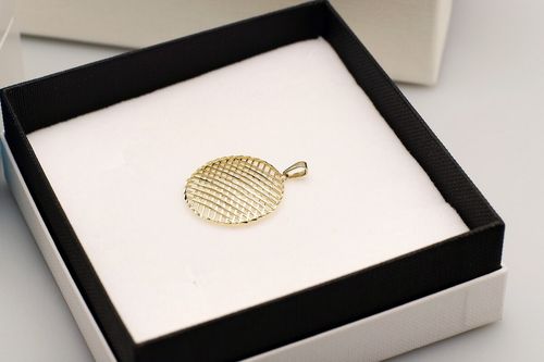 Złoty wisiorek WZC6250 na Arena.pl