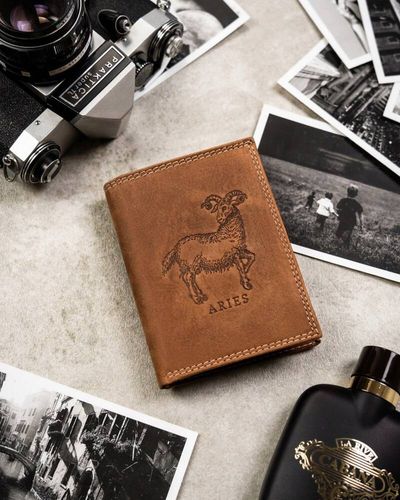 Męski portfel ze wzorem znaków zodiaku Always Wild na Arena.pl