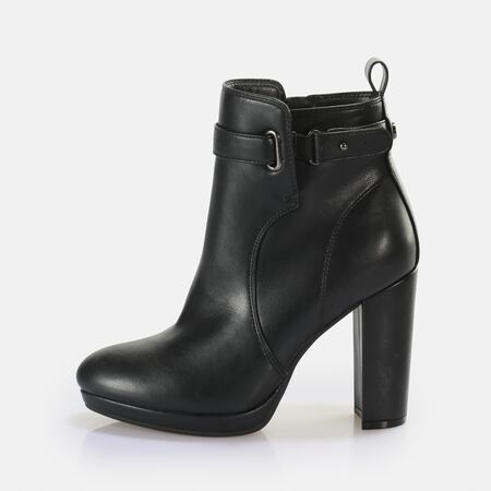 Buffalo AUDRINA R.41 na Arena.pl