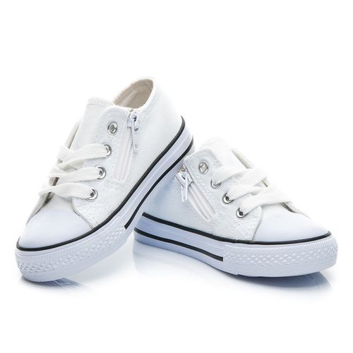 Białe Trampki r.26 na Arena.pl