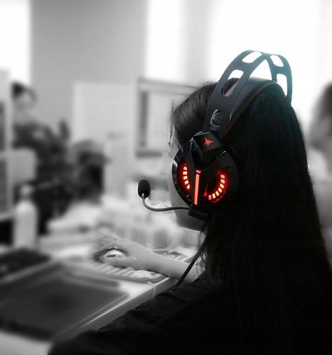 SŁUCHAWKI GAMINGOWE M180PRO do PC PS4 XBOX LED na Arena.pl