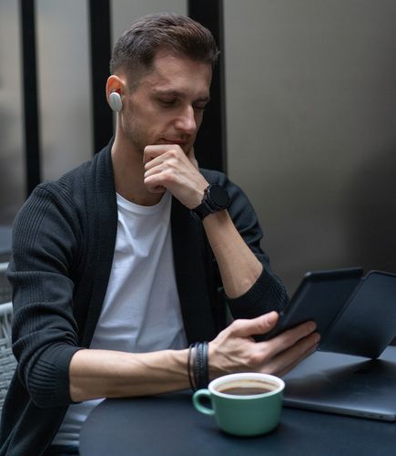 Czytnik Bemi Cognita Light2 /6 cali/smartLED podświetlenie/8GB czarny na Arena.pl