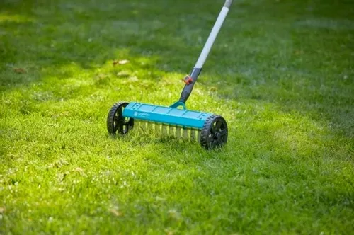 Wertykulator na kółkach do oczyszczania trawnika po zimie 3395 Gardena na Arena.pl