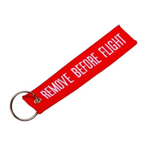 Brelok REMOVE BEFORE FLIGHT na Arena.pl