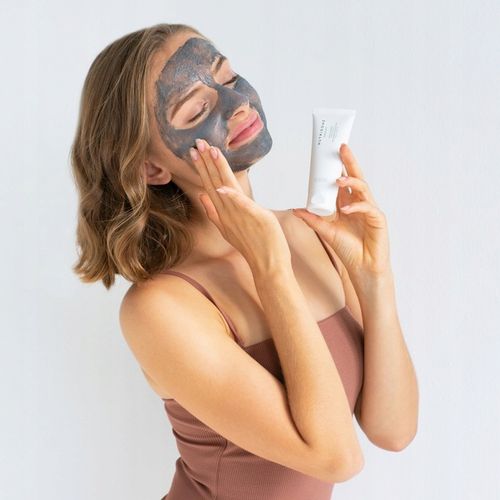 PEELING DO TWARZY drobnoziarnisty DETOKSYKUJĄCY ZŁUSZCZAJĄCY biała glinka na Arena.pl