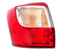 Ford C-Max Grand 14- lampa tylna LEWA