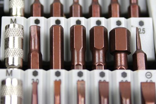 ZESTAW PRECYZYJNYCH ŚRUBOKRĘTÓW 60W1 BITY WKRĘTAK TORX MAGNETYCZNE MAGNES na Arena.pl