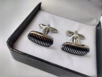 Srebrne spinki do koszuli BMW w eleganckim pudełku idealne na prezent