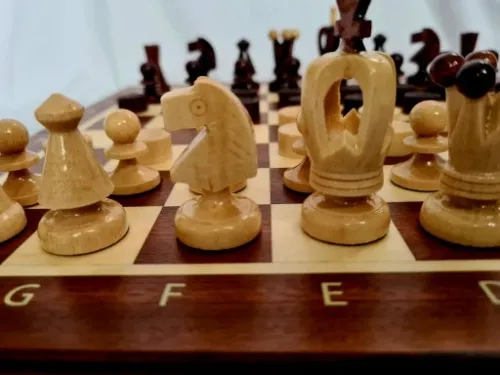 Szachy wykonane z Mahoniu i Jawora na Arena.pl