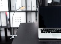 Lampa zaciskowa na biurko