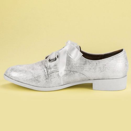 Wiązane Półbuty r.38 na Arena.pl