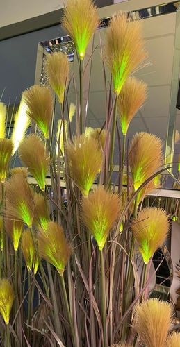 Sztuczna trawa dekoracyjna Premium podświetlana led 120 ciemne kotki na Arena.pl