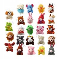 Kalendarz adwentowy na Boże Narodzenie 2024 z pluszowymi zabawkami,