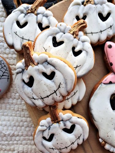 CIASTKO STRASZNA DYNIA BIAŁA 3 SZTUKI na Arena.pl