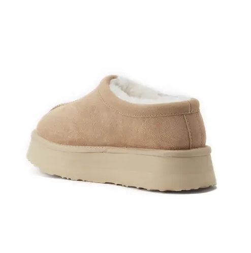 AUSTRALIA LUXE COLLECTIVE Wsuwane ocieplane półbuty z jasnobeżowej R37 na Arena.pl