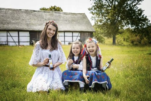 OLEJ ORZECHOWY Z ORZECHÓW LASKOWYCH nierafinowany Naturini 250ml na Arena.pl