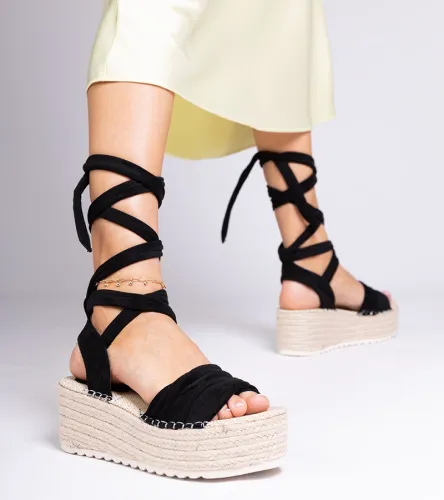Czarne espadryle na platformie Loiseau 38 na Arena.pl
