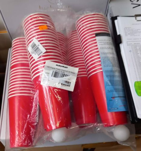 Zestaw do gry w Beer Pong: 100 czerwonych  $ na Arena.pl