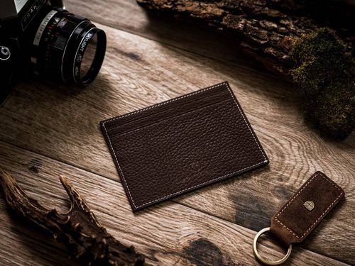 Skórzane etui na dokumenty i banknoty na Arena.pl