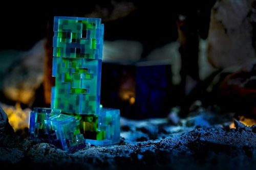 Minecraft - Figurka Charged Creeper 16476 na Arena.pl