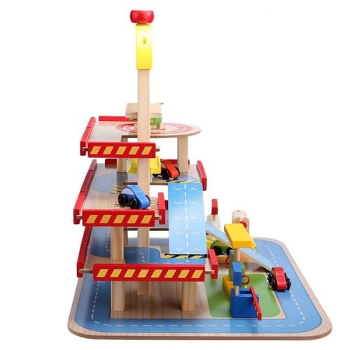 drewniany garaz na Arena.pl