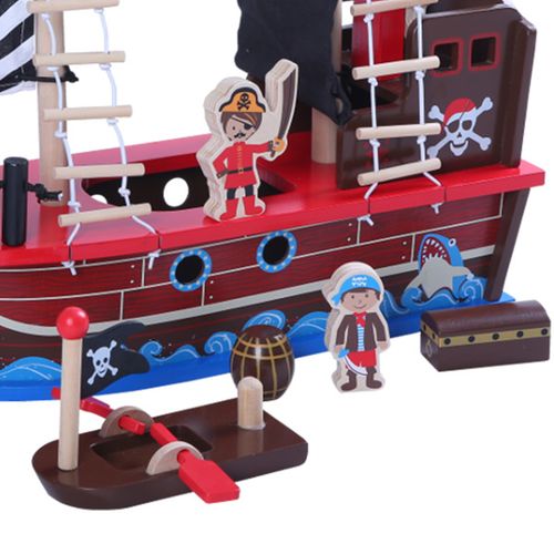 Drewniany statek piracki na Arena.pl