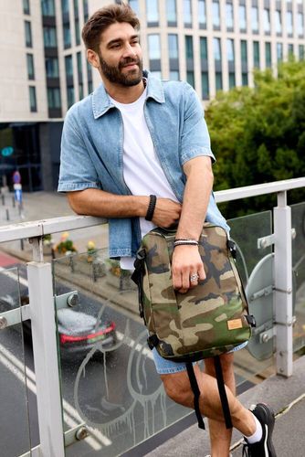 Duży funkcjonalny podróżny plecak marki Rovicky na Arena.pl