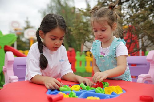 klocki edukacyjne śruby King na Arena.pl