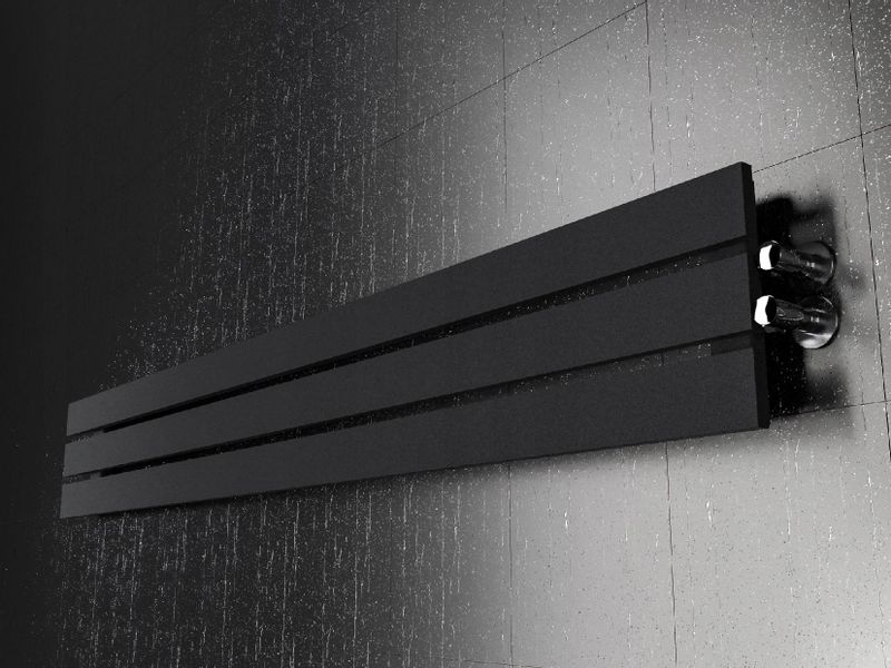 Grzejnik pokojowy poziomy BELLOSLIM 22x140 czarnyS zdjęcie 4