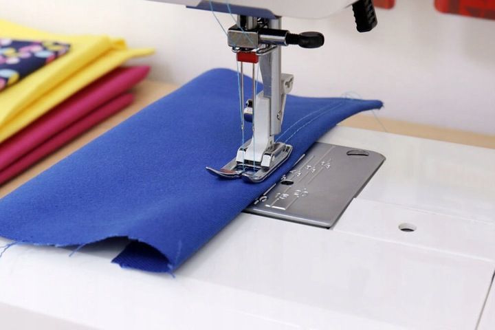 Maszyna do szycia JANOME Juno E1015 zdjęcie 6